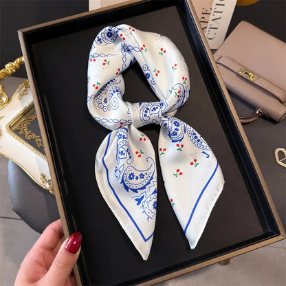 Foulard carré en soie