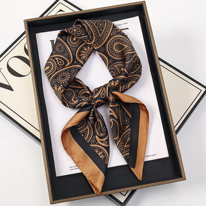 Foulard carré en soie