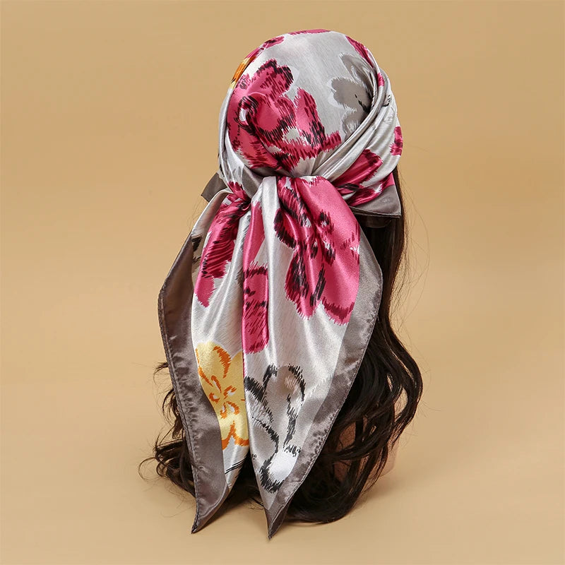 Foulard carré en satin pour femme