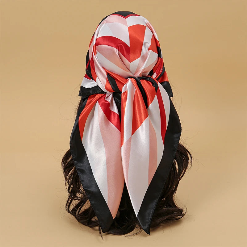 Foulard carré en satin pour femme