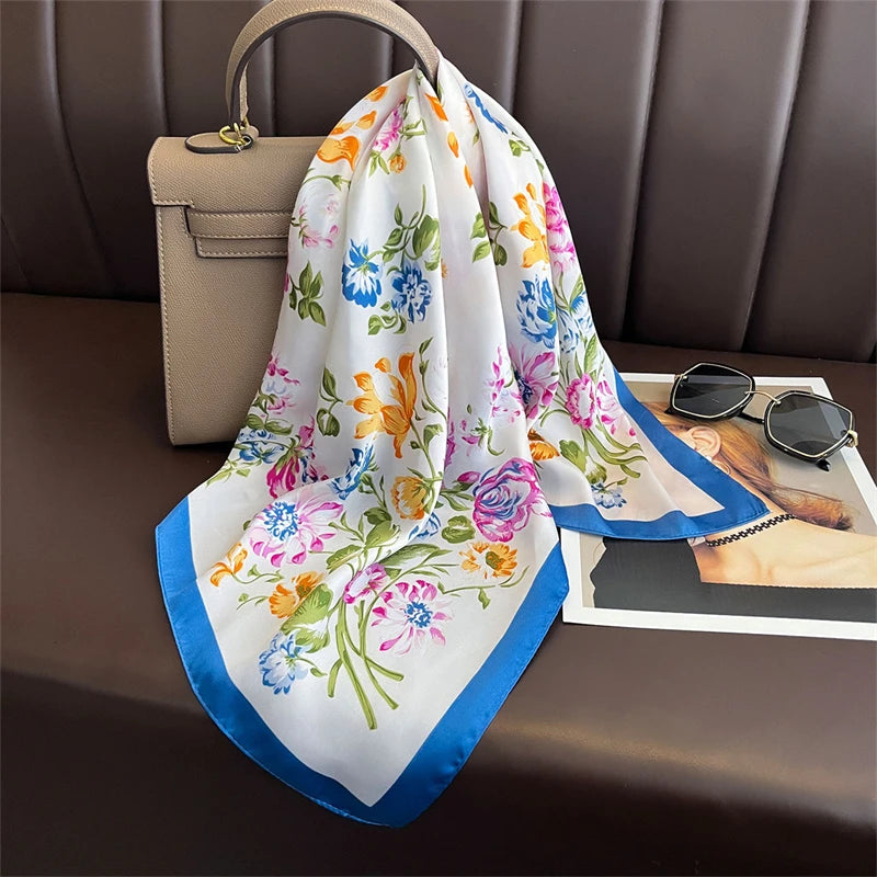 Foulard carré en soie