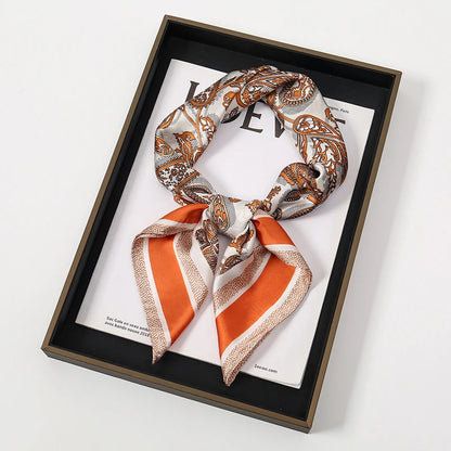 Foulard carré en soie