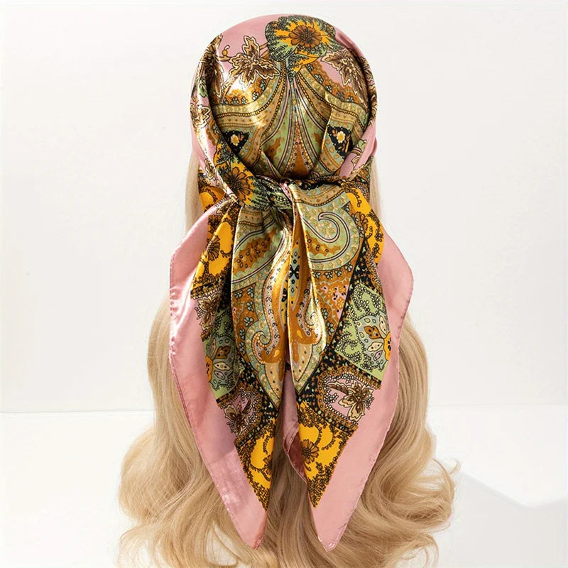 Foulard carré en satin pour femme