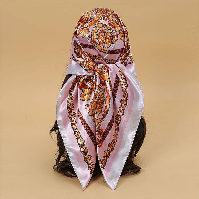 Foulard carré en satin pour femme