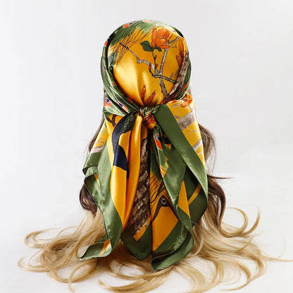 Foulard carré en satin pour femme