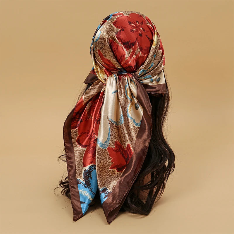Foulard carré en satin pour femme