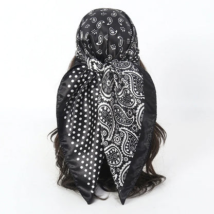 Foulard carré en satin pour femme