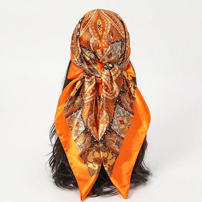 Foulard carré en satin pour femme