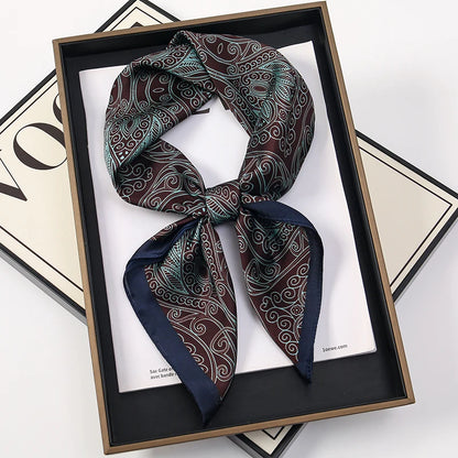 Foulard carré en soie